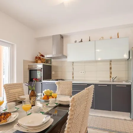 For 5 Appartement *