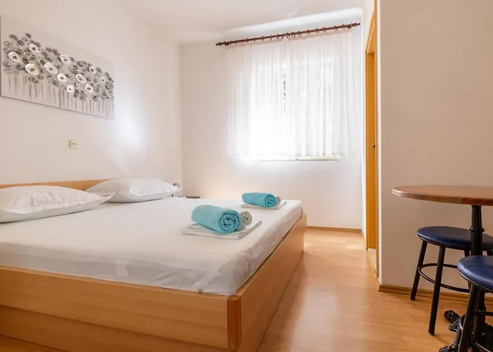 Apartment For 5 *