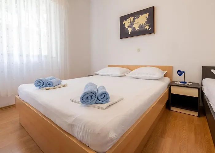 For 5 Apartment *